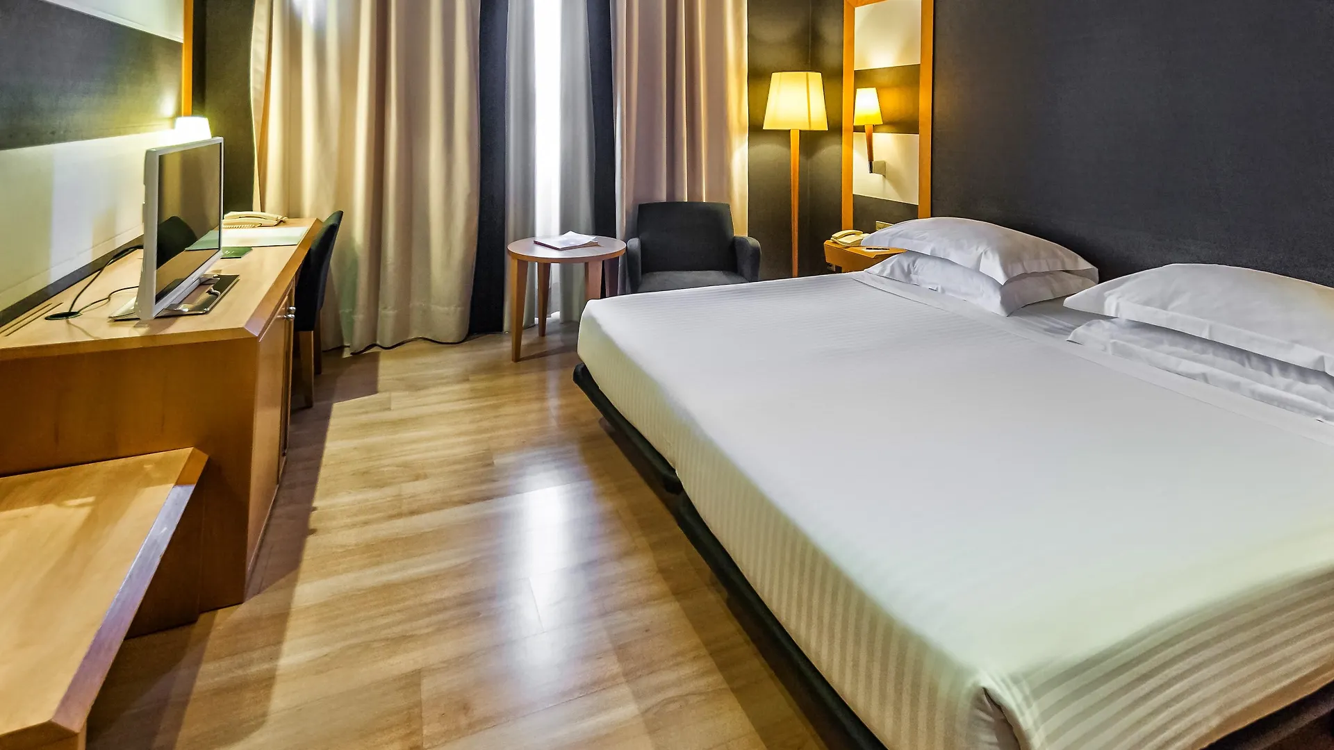****  Hotel Barcelona Universal Spain
